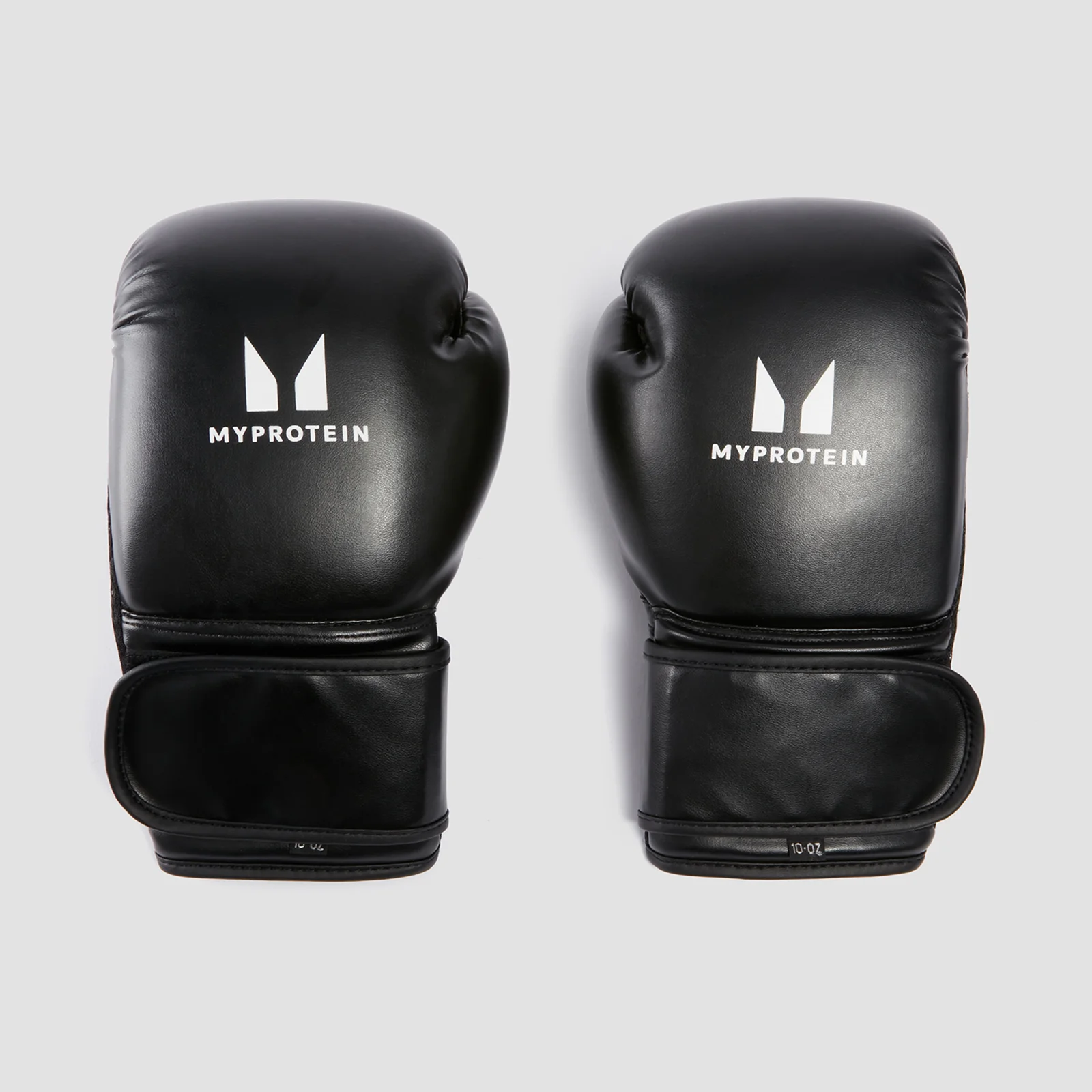 Боксерские перчатки Myprotein — черный цвет - 8oz Изображение 1