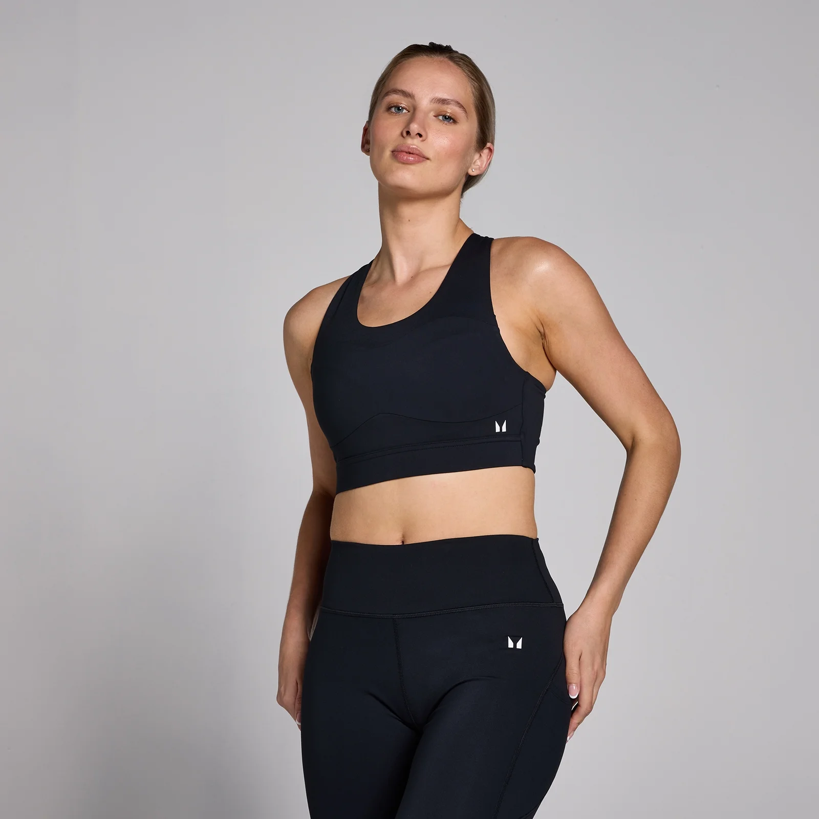Спортивное бра MP Power с высокой степенью поддержки — черный цвет - XL Изображение 1
