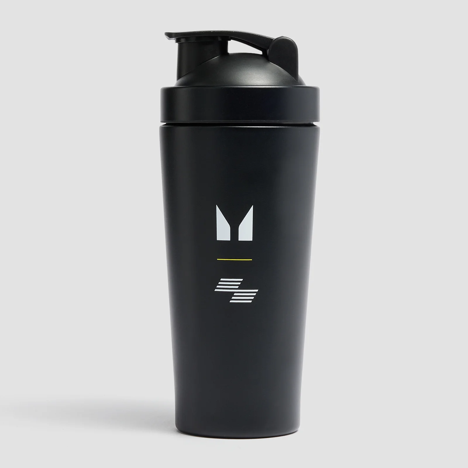 Шейкер Myprotein Hyrox из переработанного металла — черный цвет Изображение 1
