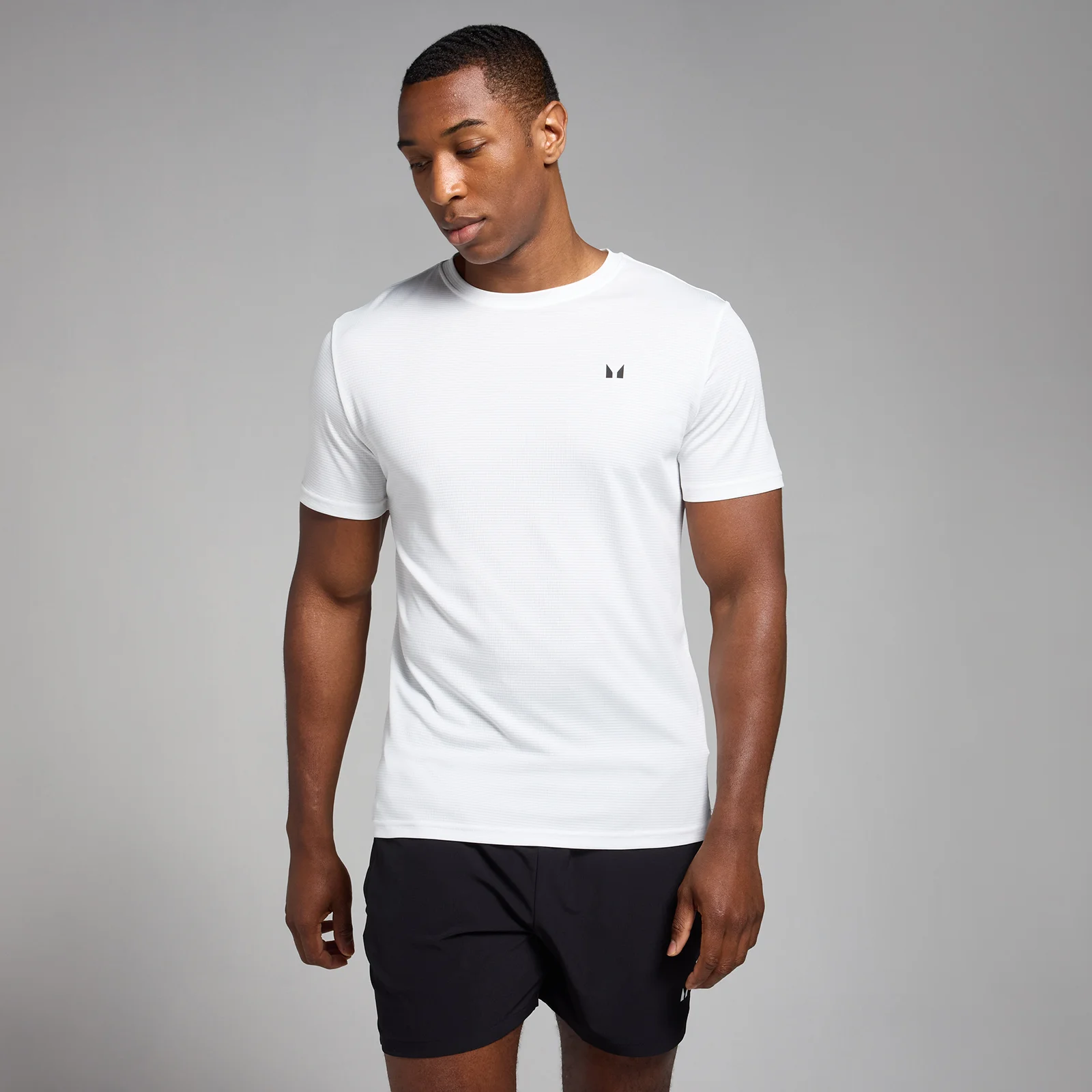 Мужская спортивная футболка MP Active ― белый цвет - XS Изображение 1